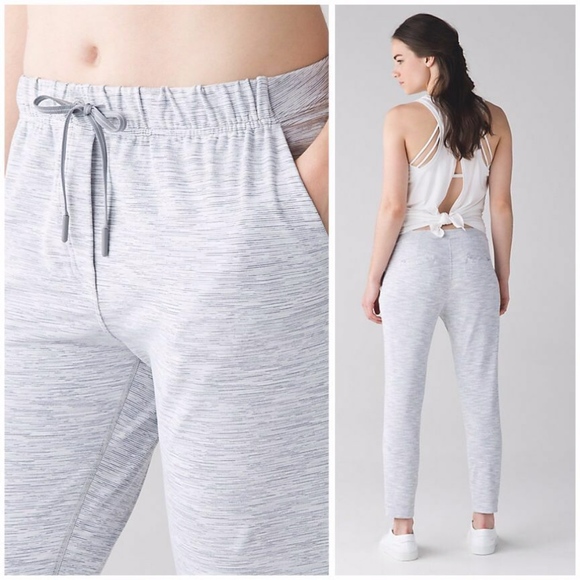 LULULEMON ~ Jet Crop Slim Pants ~ Luon Size 6 ~NWT - Picture 4 of 4